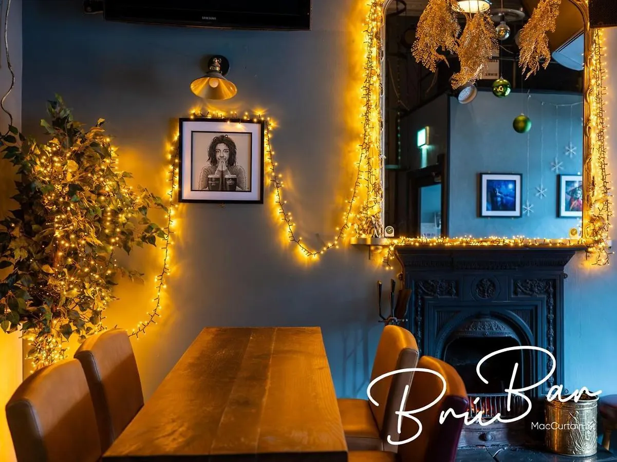 Bru Bar & Hostel Cork 0*,  Ireland