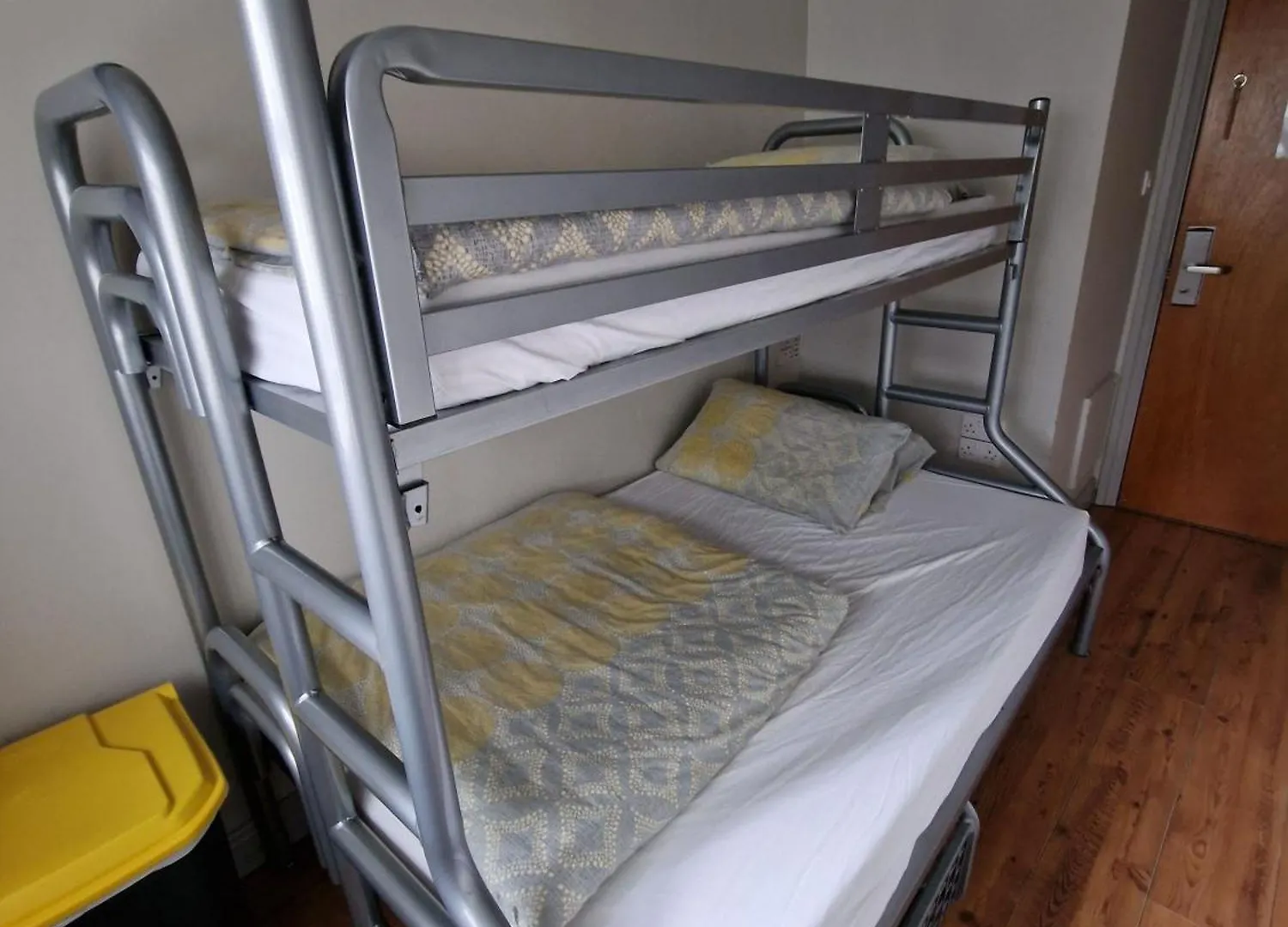 Bru Bar & Hostel Cork